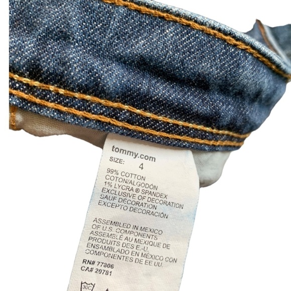 Tommy Hilfiger Jean Shorts Ladies Sz 4 Medium Wash Mid Rise Mid Length Shorts - Picture 8 of 10